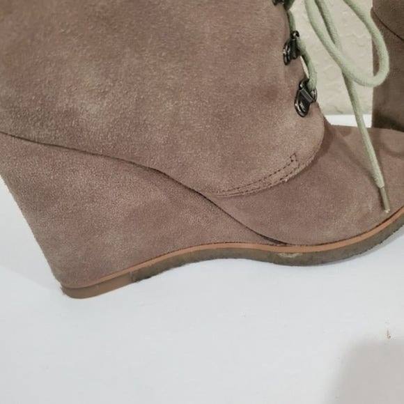 Steve Madden Tanngoo Booties Women Size 8.5 Leather Suede Laces Tan Wedge - Picture 5 of 11